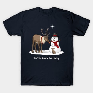 Reindeer Sharing Snowman Carrot Nose with Rabbit T-Shirt